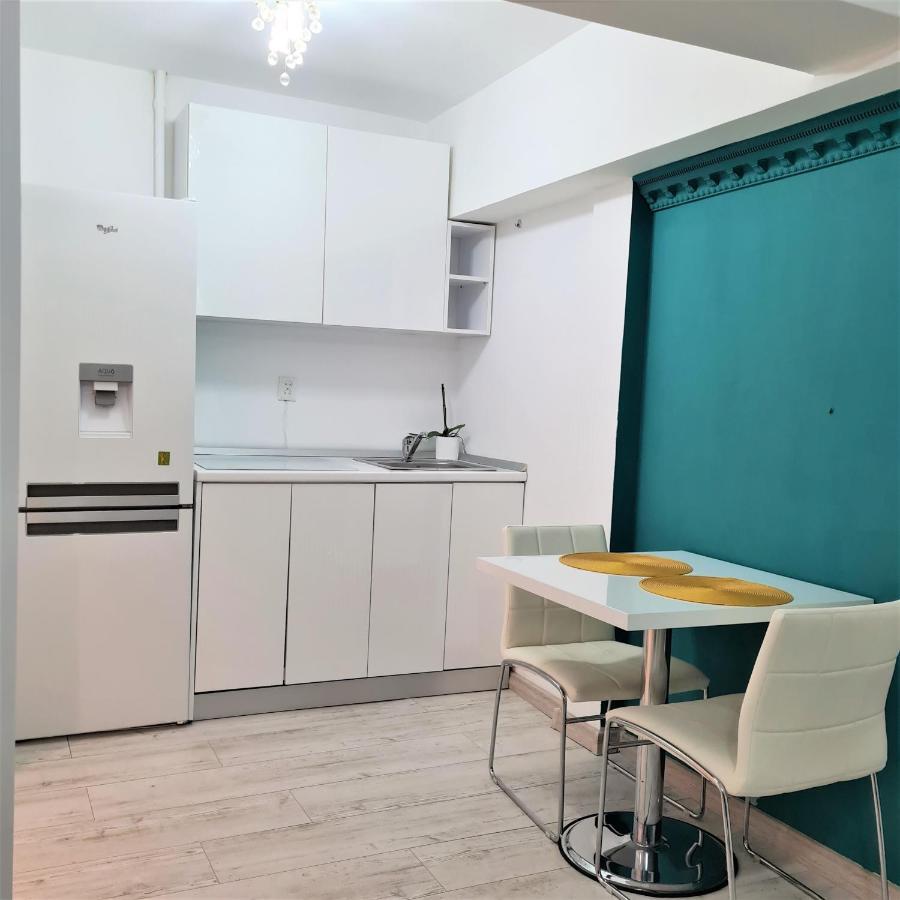 Central Bucharest World Apart-Hotel Екстер'єр фото